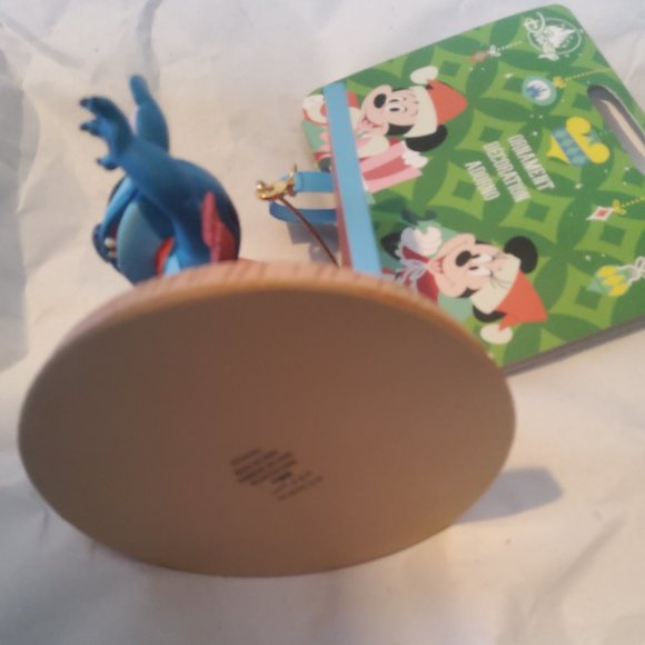 Disney  Stitch  book  ornament 2023  NWT - Picture 2 of 4